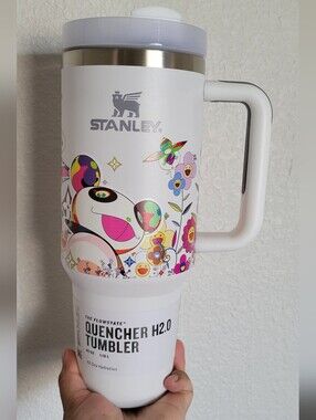 Stanley Quencher H2.0 Tumbler - White Floral Pop Art